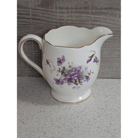 Hammersley Victorian Violets Creamer Made in England Fine Bone China - Picture 2 of 7